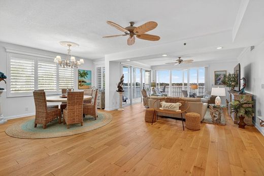 Appartementencomplex in Palm City, Martin County