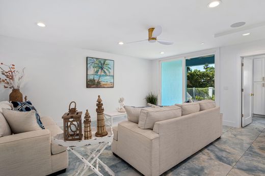 Townhouse in Hutchinson Island South, Saint Lucie County