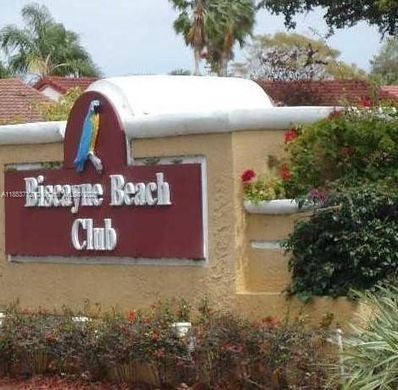 マイアミ, Miami-Dade Countyのアパートメント・コンプレックス