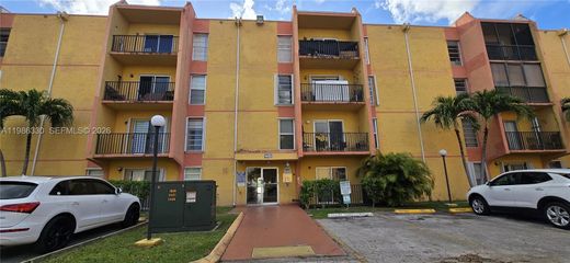 Жилой комплекс, Майами, Miami-Dade County