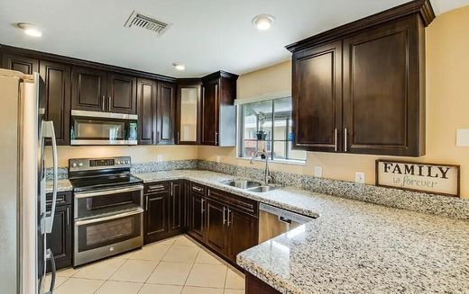 Villa - Wellington, Palm Beach County