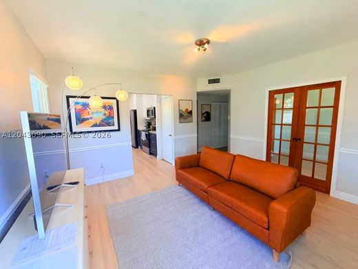 Villa in Miami Springs, Miami-Dade