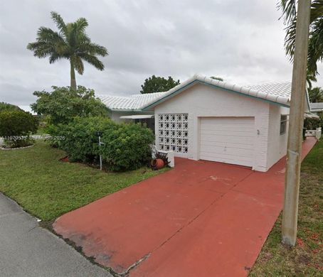 Villa in Tamarac, Broward County