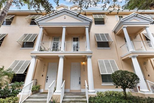 Townhouse in Jupiter, Palm Beach