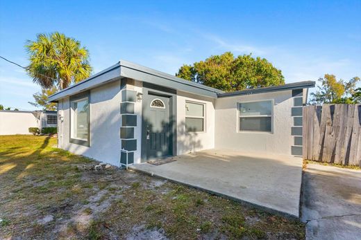 Villa in Deerfield Beach, Broward County
