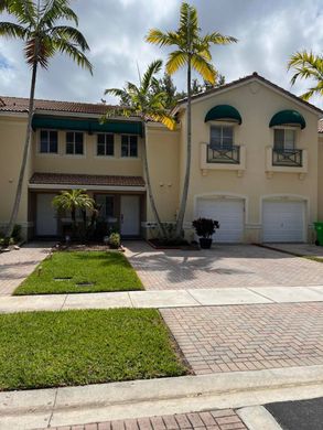 Townhouse in Sunrise, Broward County