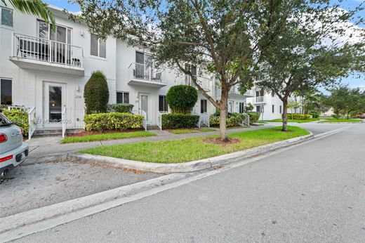 Residential complexes in Miami, Miami-Dade