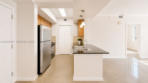 Residential complexes in Miami, Miami-Dade