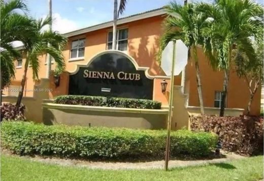 Townhouse in Lauderhill, Broward County