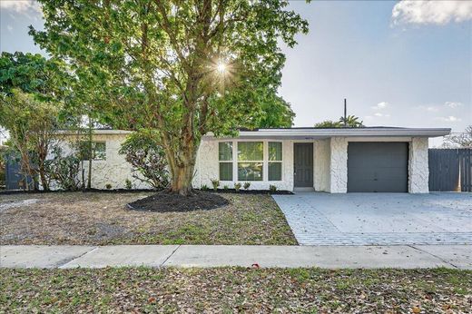 Villa in Pembroke Pines, Broward County