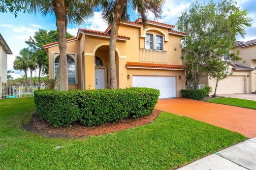 Villa - Pembroke Pines, Broward County