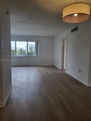 Complexos residenciais - Bay Harbor Islands, Miami-Dade County