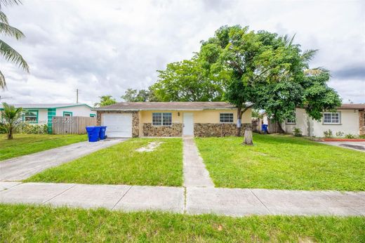 Villa - Hollywood, Broward County