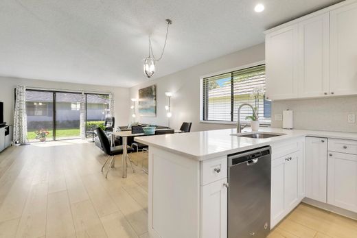 Townhouse in Palm Beach Gardens, Palm Beach