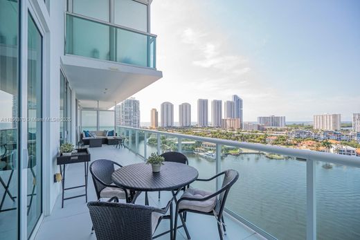 Residential complexes in Sunny Isles Beach, Miami-Dade