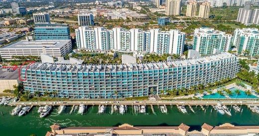 Kamienica w Aventura, Miami-Dade County