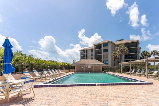 Residential complexes in Stuart, Martin County