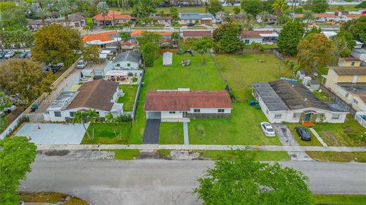 Villa in Miami, Miami-Dade County