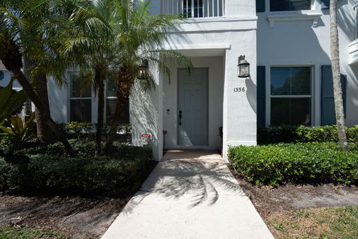 Townhouse in Boynton Beach, Palm Beach