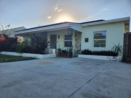 Villa in Lake Worth, Palm Beach