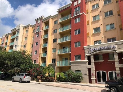 Wohnkomplexe in South Miami, Miami-Dade County