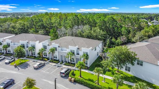 빌라 / Clermont, Lake County