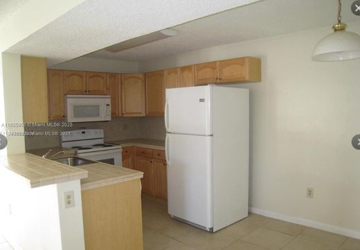 Komplex apartman Pembroke Pines, Broward County