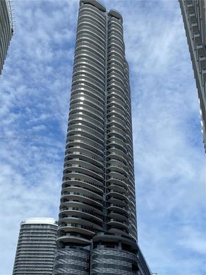 Residential complexes in Miami, Miami-Dade