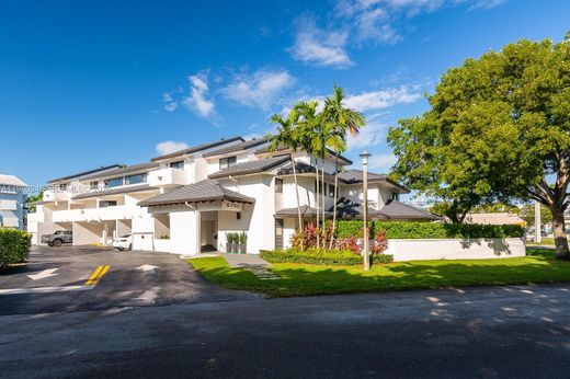 Complexes résidentiels à Coral Gables, Comté de Miami-Dade