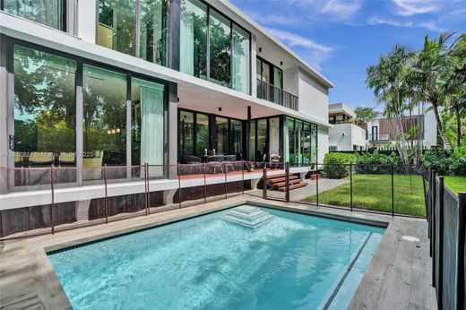 Villa - Miami, Miami-Dade County