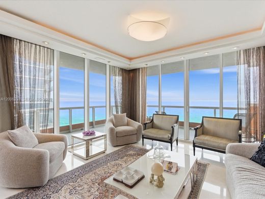 Residential complexes in Sunny Isles Beach, Miami-Dade
