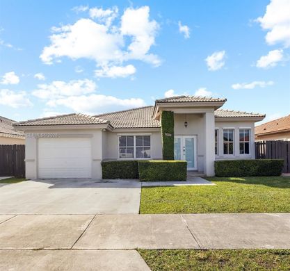 Villa in Miami, Miami-Dade