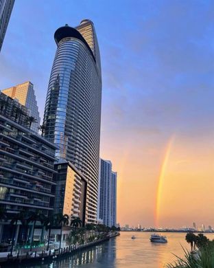 Complesso residenziale a Miami, Miami-Dade County