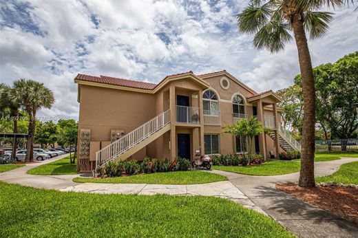 Residential complexes in Miami, Miami-Dade