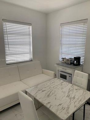 مجمع شقق ﻓﻲ Miami Beach, Miami-Dade County