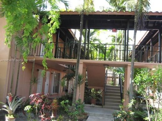 Complexes résidentiels à Miami, Comté de Miami-Dade