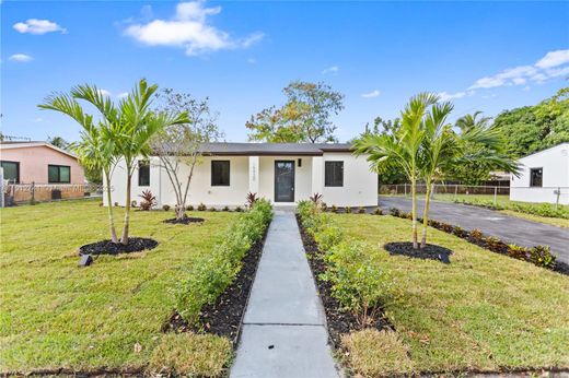 Villa in Miami Gardens, Miami-Dade County