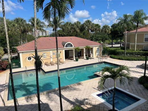Residential complexes in Coral Springs, Broward County