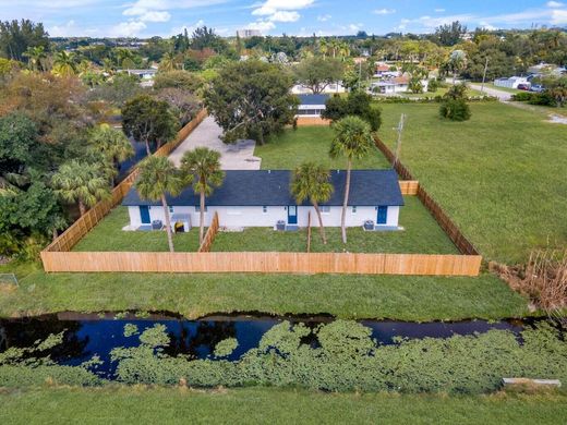 Townhouse in West Palm Beach, Palm Beach