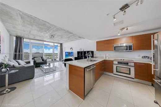 Komplex apartman Miami, Miami-Dade County