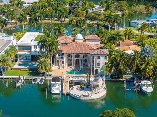 Villa - Sunny Isles Beach, Miami-Dade County