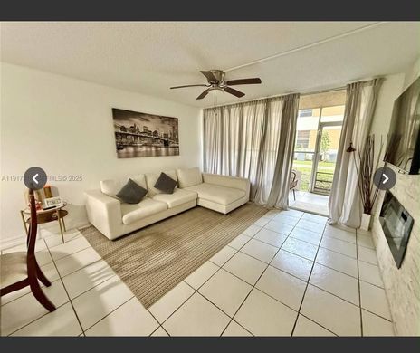 Kamienica w Coral Springs, Broward County
