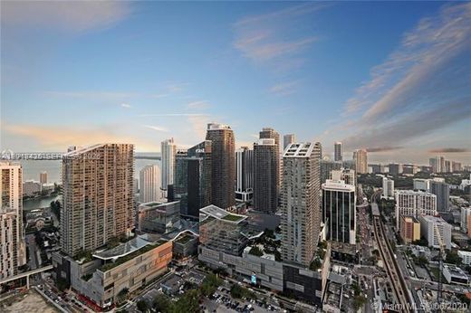 Residential complexes in Miami, Miami-Dade