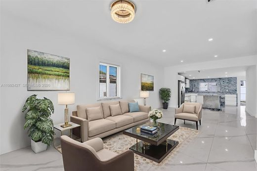 Villa in Hialeah, Miami-Dade