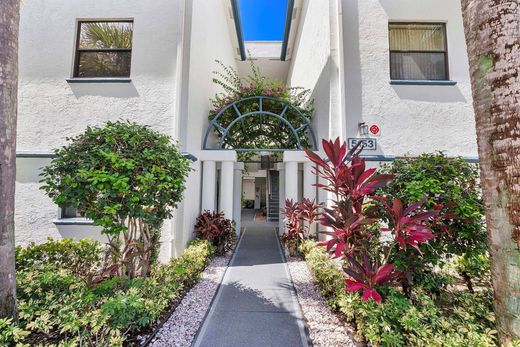 Wohnkomplexe in Boynton Beach, Palm Beach County