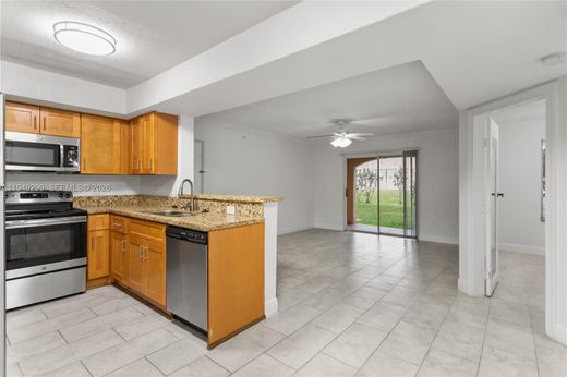 Kamienica w Coconut Creek, Broward County