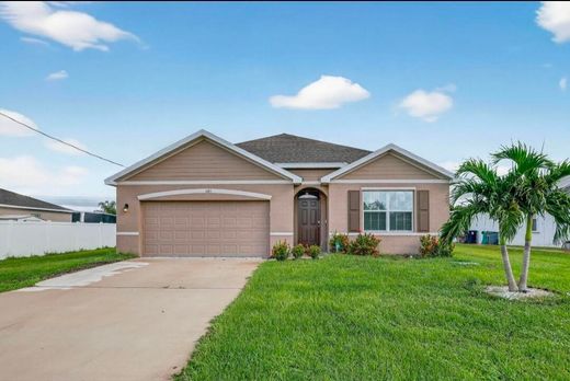 Villa Port Saint Lucie, Saint Lucie County