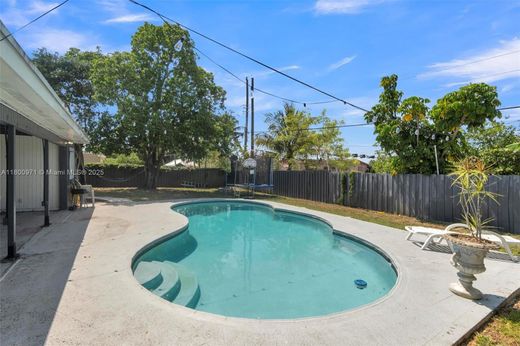 Villa in Miami Gardens, Miami-Dade County