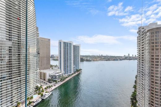Komplex apartman Miami, Miami-Dade County