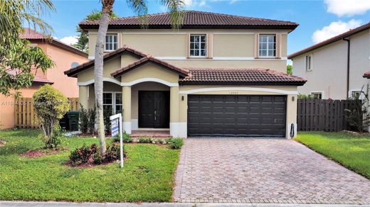 Villa - Miami, Miami-Dade County